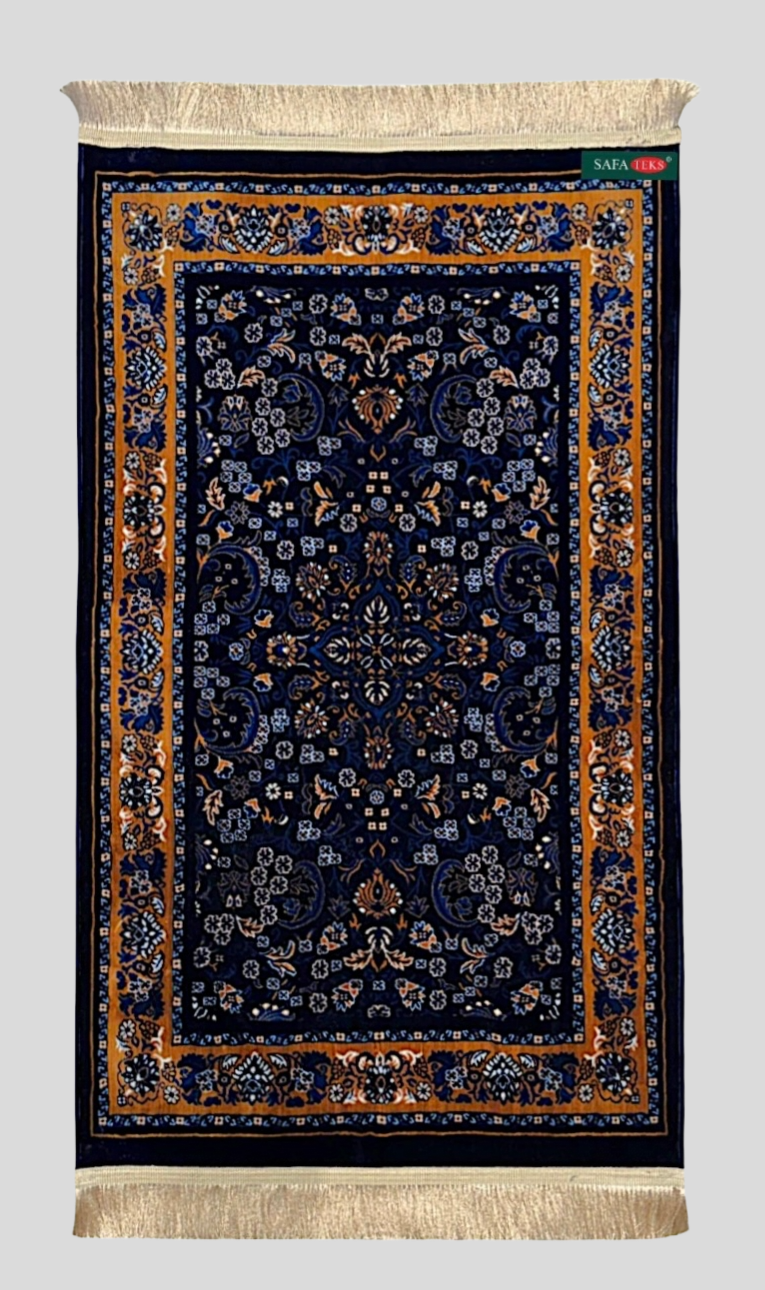 سجادة تراثية مزخرفة